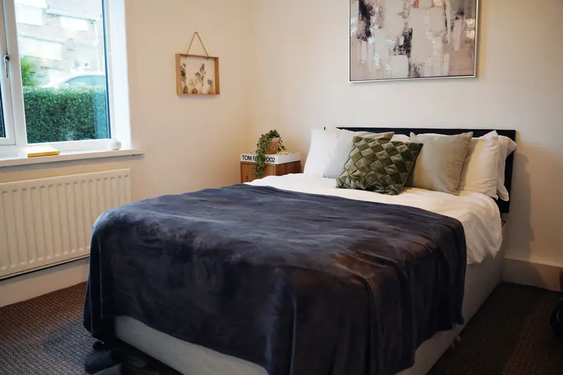 Small double bedroom