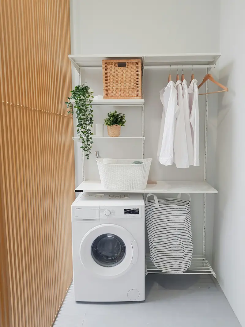Space to fold washing